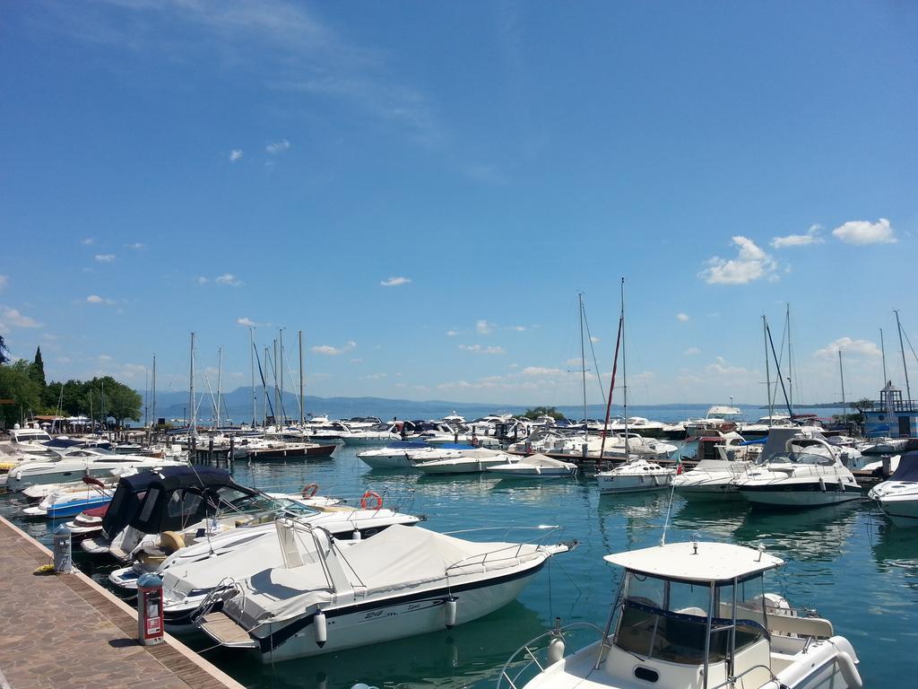 Relais Rosa Dei Venti -Ciao Vacanze- Moniga del Garda ภายนอก รูปภาพ